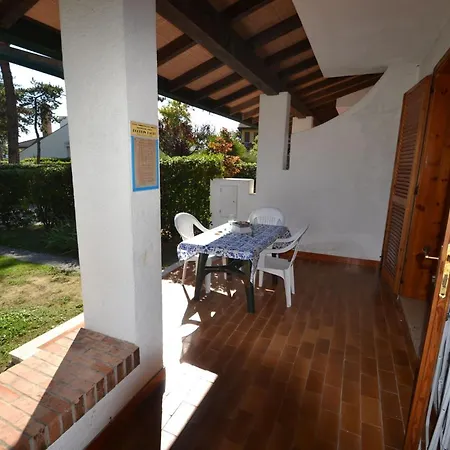 Comfortable Flat With Private Garden Lägenhet Bibione