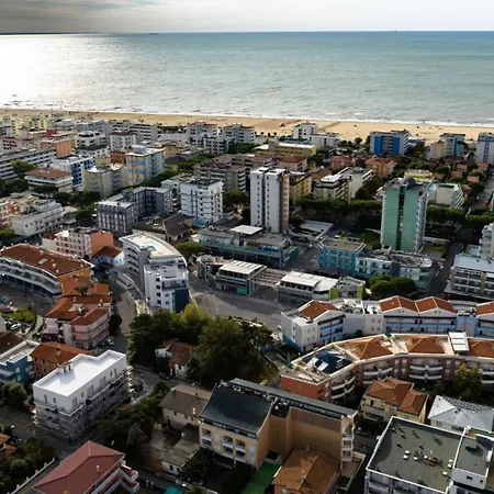 Apartamento Comfortable Flat With Private Garden Bibione